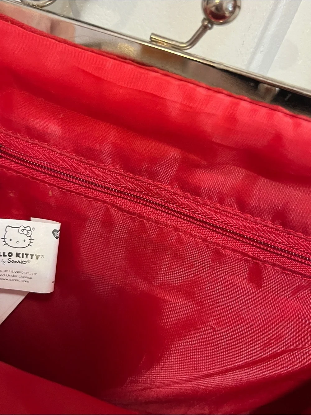 Hello Kitty Cross Body Bag by Loungefly and Toe Sox by Sanrio-Good to Fair cond - Picture 14 of 16